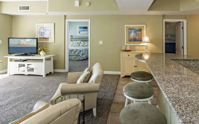 1214 Shores of Panama