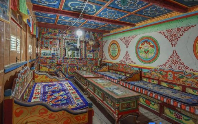Jiaju Zangzhai Mi Gaocuo Inn
