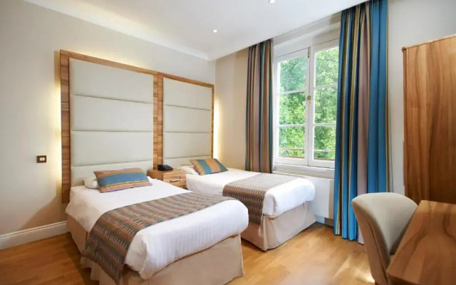 Royal Eagle Hotel