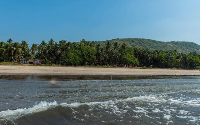 Om Shanti Beach Resort
