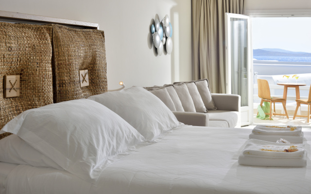 Anax Resort & Spa