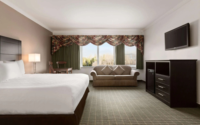 Travelodge by Wyndham Baie-Comeau