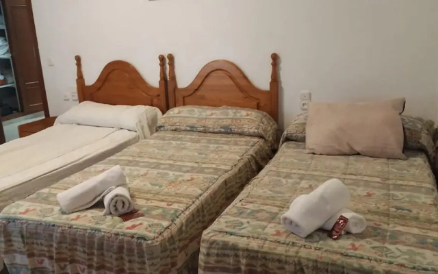 24H Hostal Antequera