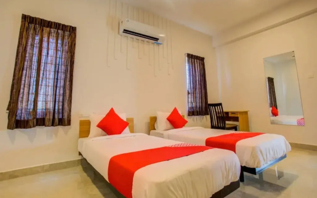 Oyo Flagship 24427 Jayam Nagar