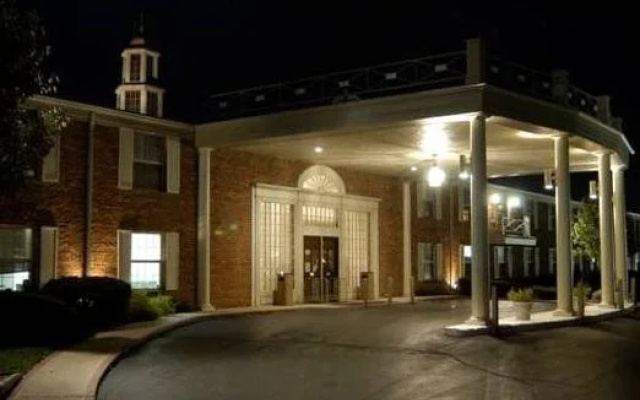 Truman Hotel & Conference Center