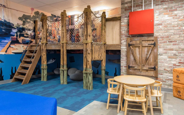 Marriott Vacation Club® at Custom House, Boston