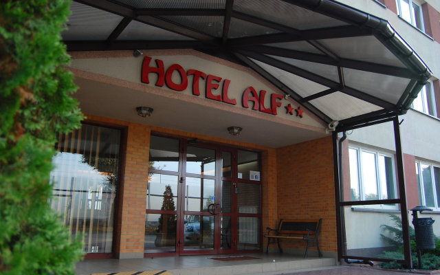 Hotel Alf 0