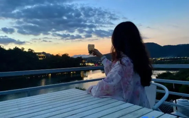 Shanxi Yungu Free·Shuxiangxin Baihuside View Beauty Su