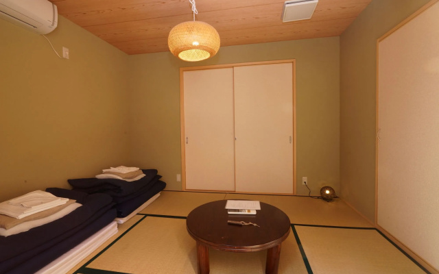 Guest House WA - Hostel