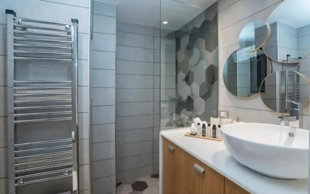 Mediteranean Luxury Apartment