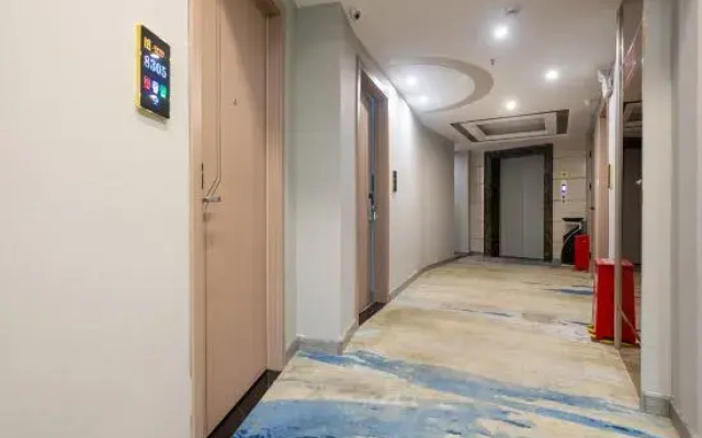 Pingtan Yanyu Hotel (Pingtan Longfengtou Seashore Resort)