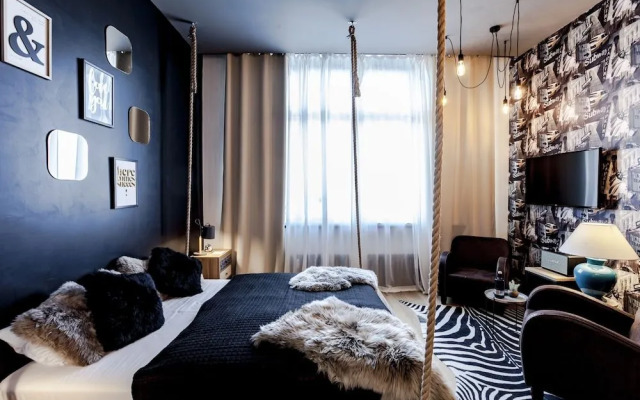 Design Hostel P182