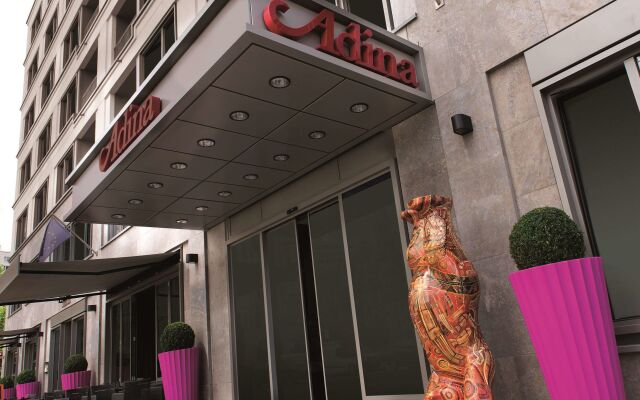 Adina Apartment Hotel Berlin Hackescher Markt вид на фасад
