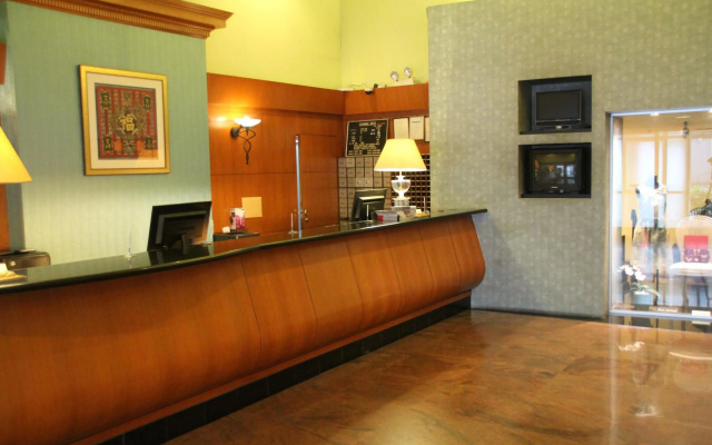 Strand Hotel