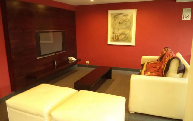 Hotel Mil 810