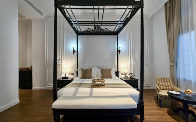 Jing Land Hotel