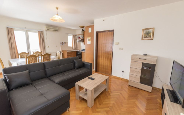 Apartments Svetin