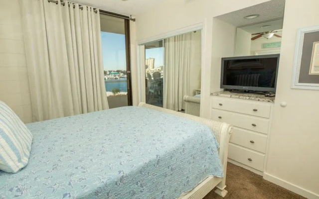 East Pass Towers 305 2 Bedroom Condo by RedAwning