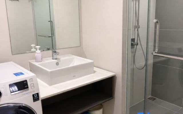 Quite Low-rise | 2BR Condo | Pool & Gym | Ekkamai