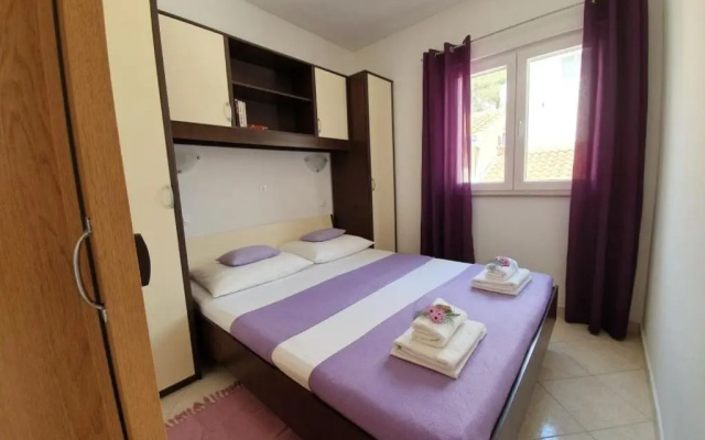 Apartments Ivano - 20 m from Sea