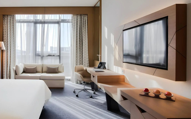 Pearl Rotana Hotel Capital Centre