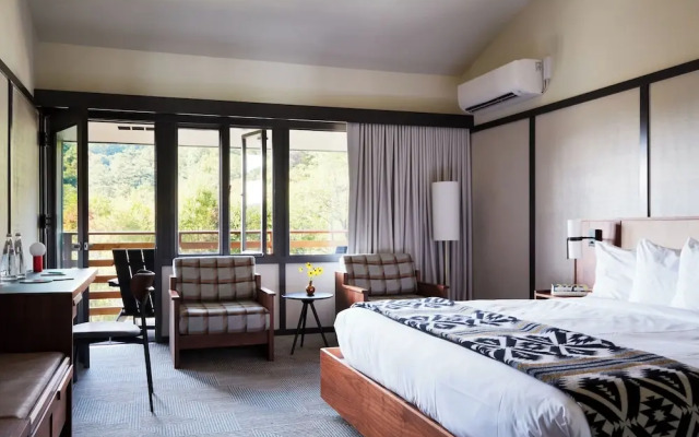 The Skyline Lodge