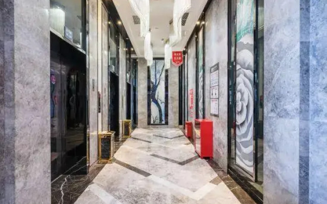 Jinhong Hotel