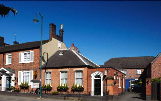 Drayton Court Hotel