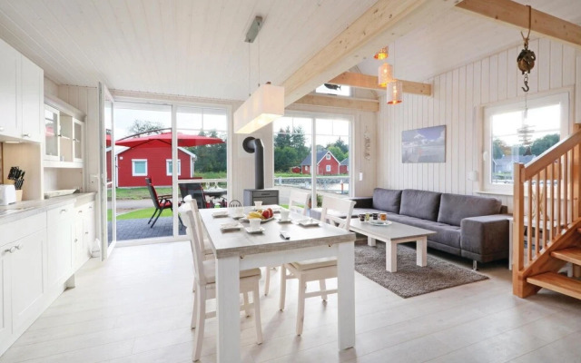 Amazing Home in Zerpenschleuse With 2 Bedrooms and Wifi