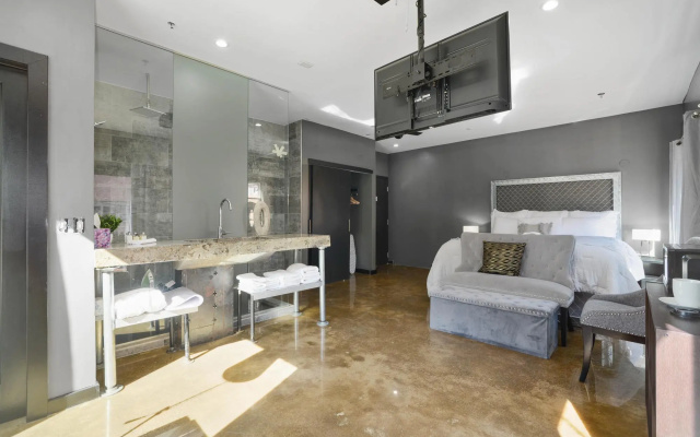 Outstanding En Suite Studio
