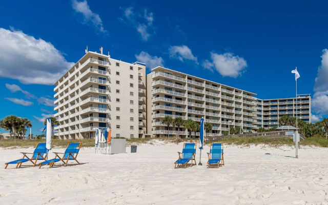 Seaside Beach & Racquet Condos