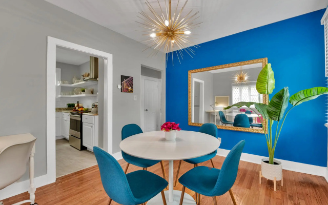 Stunning Apartment near Palmer Park/Free Parking