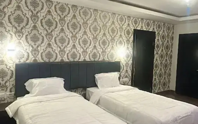 Nuris Hotel