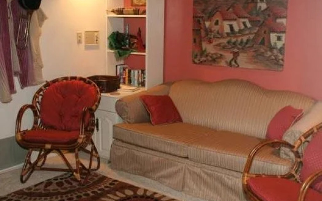 Hacienda del Desierto Bed & Breakfast