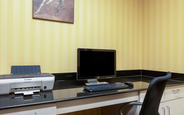 La Quinta Inn & Suites by Wyndham Dodge City