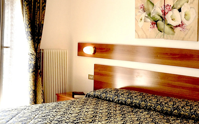Hotel Alpen