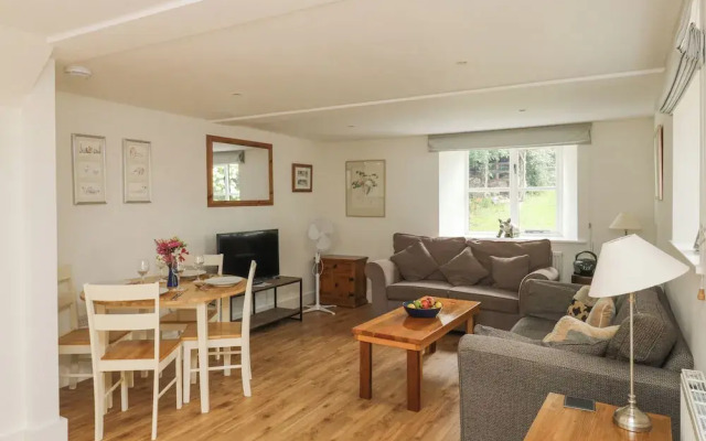 Ixworth Cottage