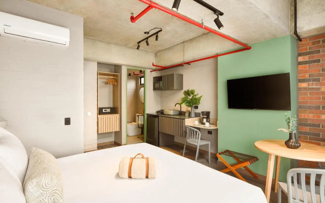Urbit Social Lofts
