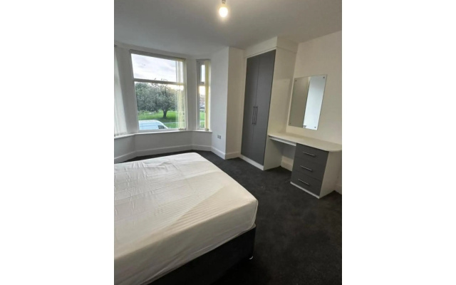 Cheetham Hill Guest House
