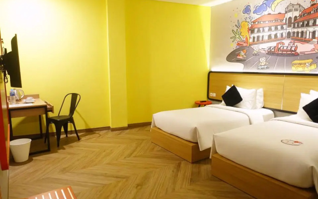 Nite & Day Hotel at Semarang - Candi