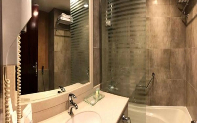 Golden Tulip Al Khobar Corniche