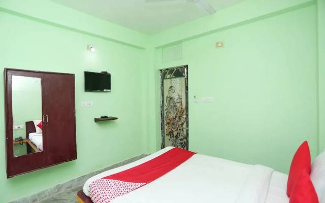 OYO 24642 Manorama Guest House