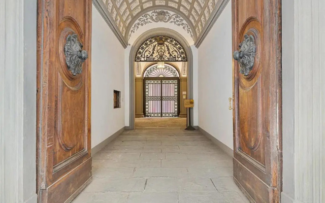 Tornabuoni Apartments