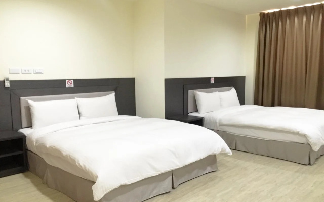 E Hotel