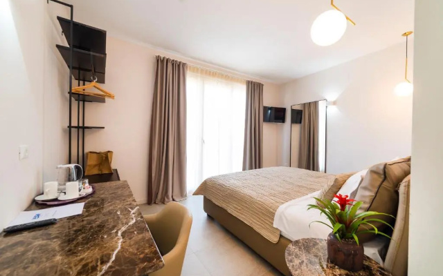 Garda Room