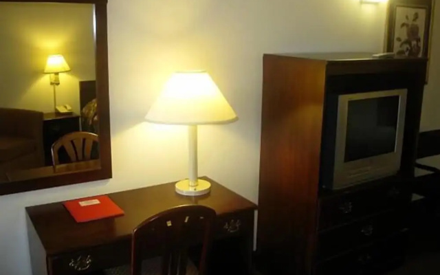 Red Carpet Inn Chambersburg