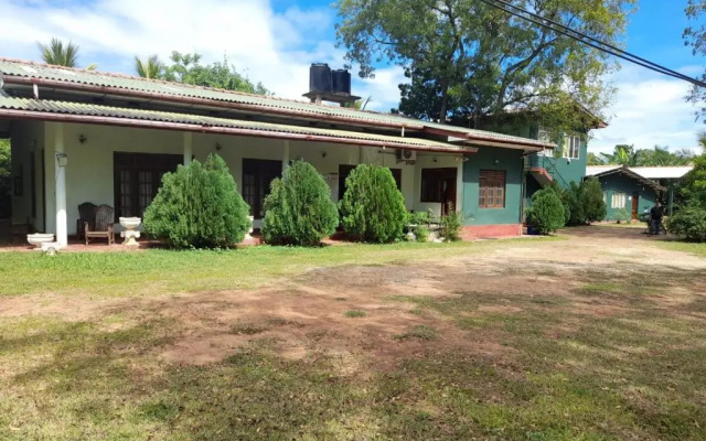 Wild Wild Holiday Bungalow