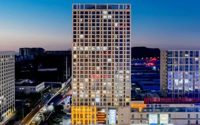 Angle Art Hotel