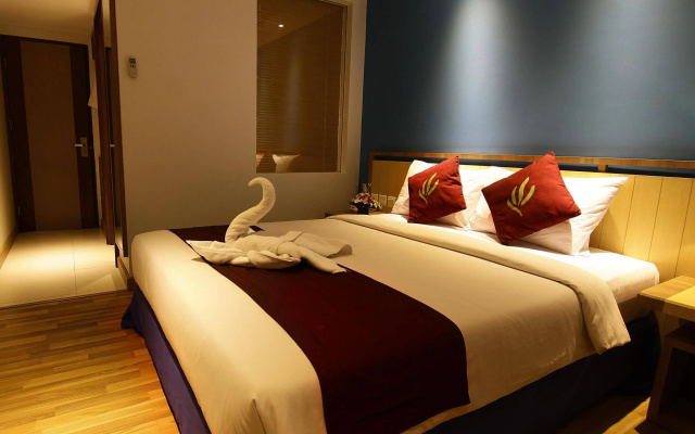 Santosa City Hotel