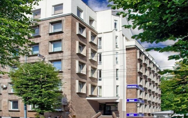 Отель Tia Hotel Латвия, Рига - - забронировать отель Tia Hotel, цены и фото номеров вид на фасад